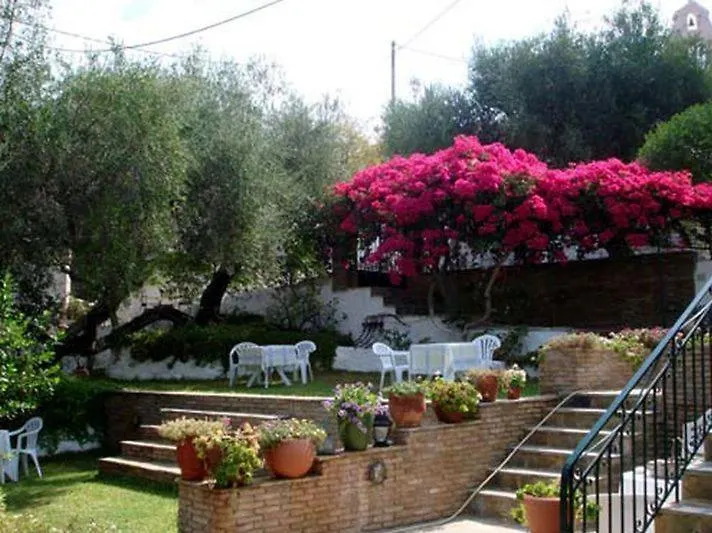 Guest house Pension Gerania Asos
